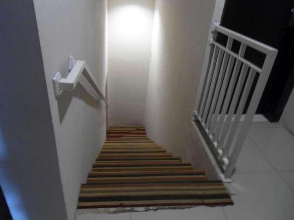 Vindhika Hotel Pengayoman Makassar Luaran gambar